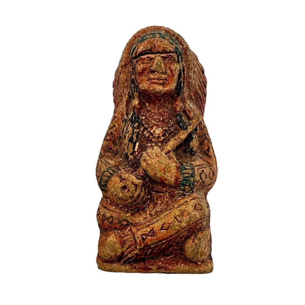 Vintage Native American Salt & Pepper Shakers Wood 1940's Souvenir Collectible - Picture 9 of 11